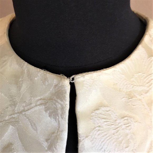 VINTAGE Bolero Jacket with Fur Cuffs - Picture 7 of 10